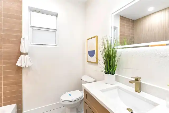 Listing Photo 22