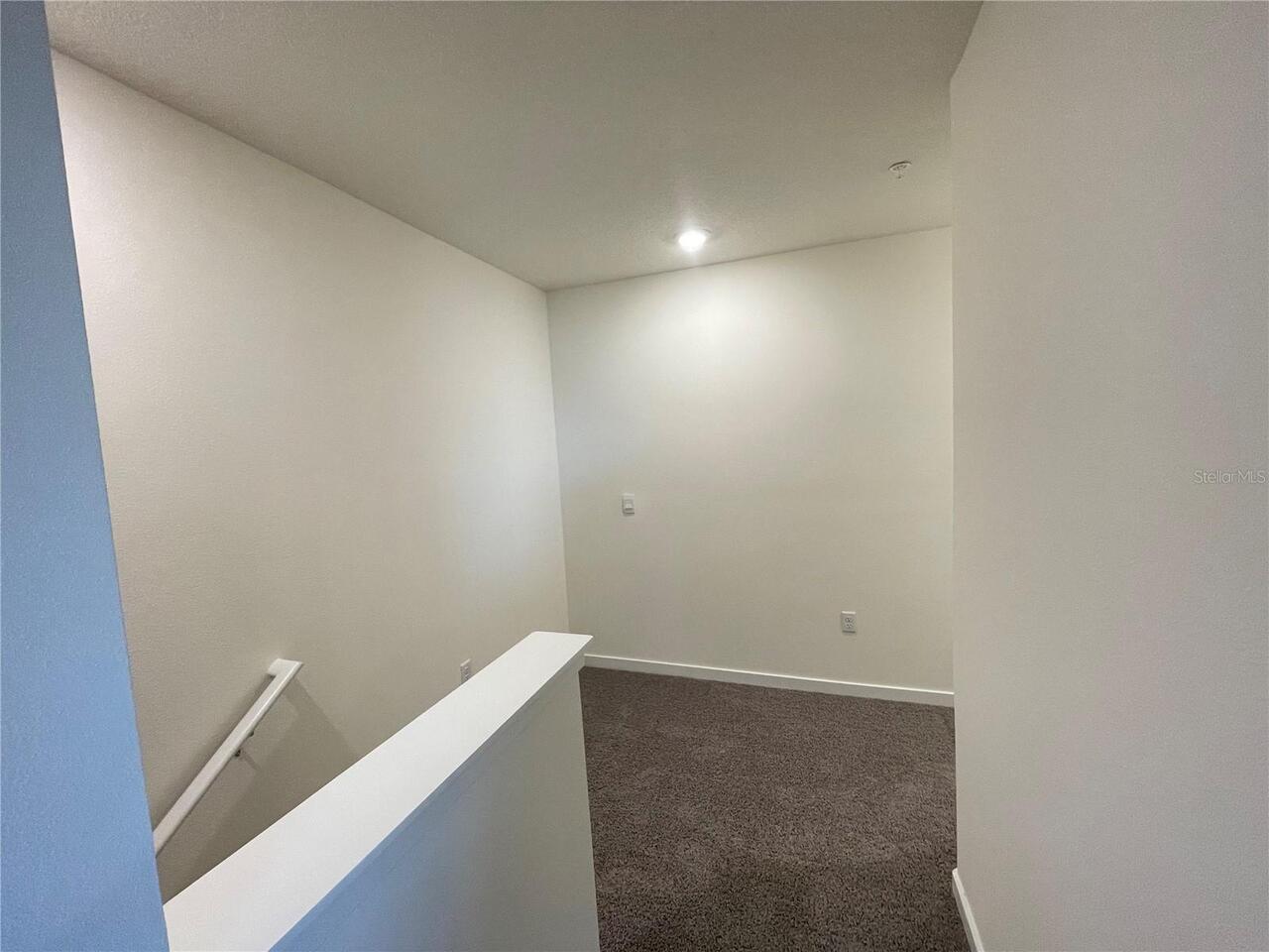 Listing Photo 12
