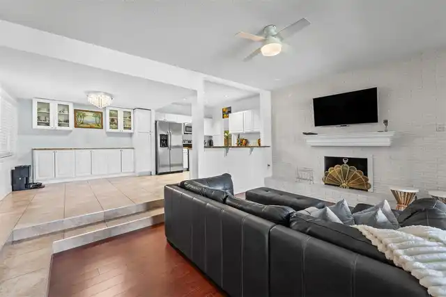 Listing Photo 16