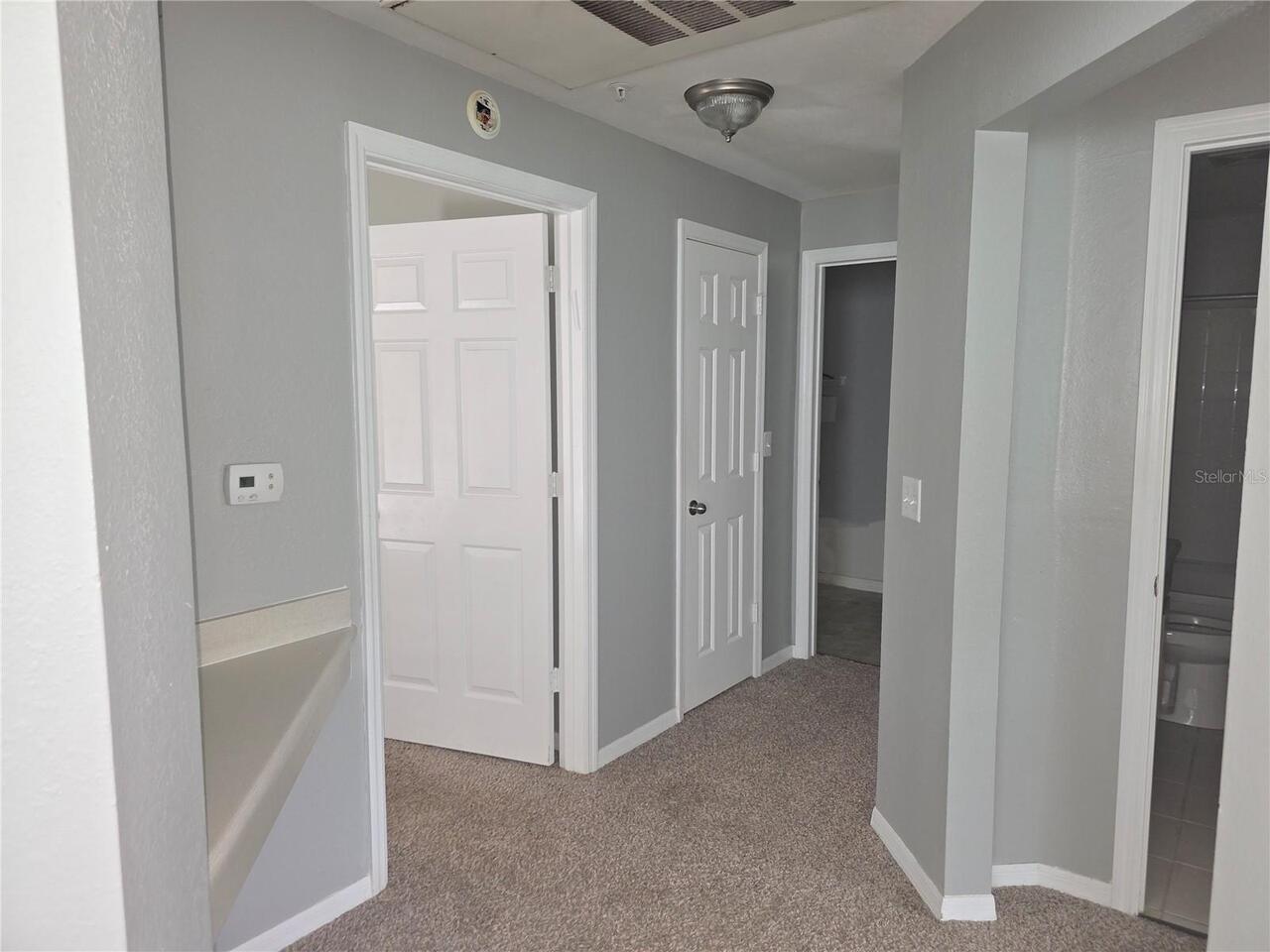 Listing Photo 11