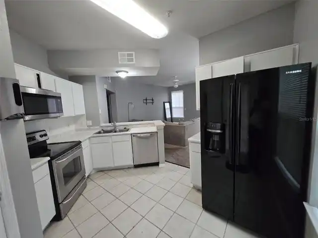 Listing Photo 10