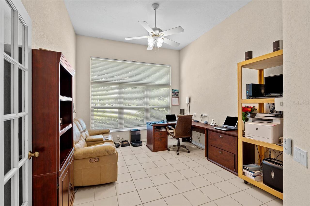 Listing Photo 12