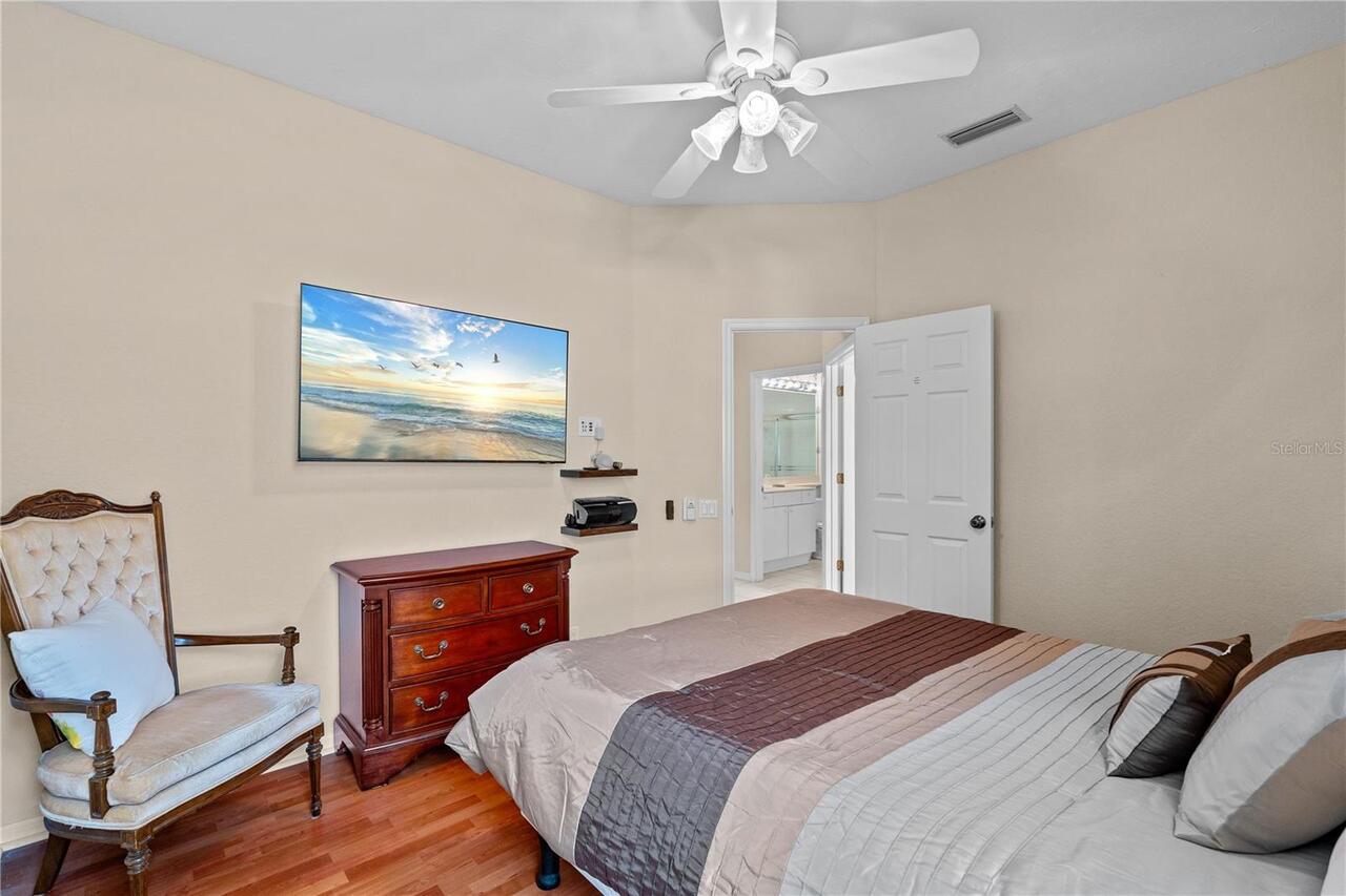 Listing Photo 24