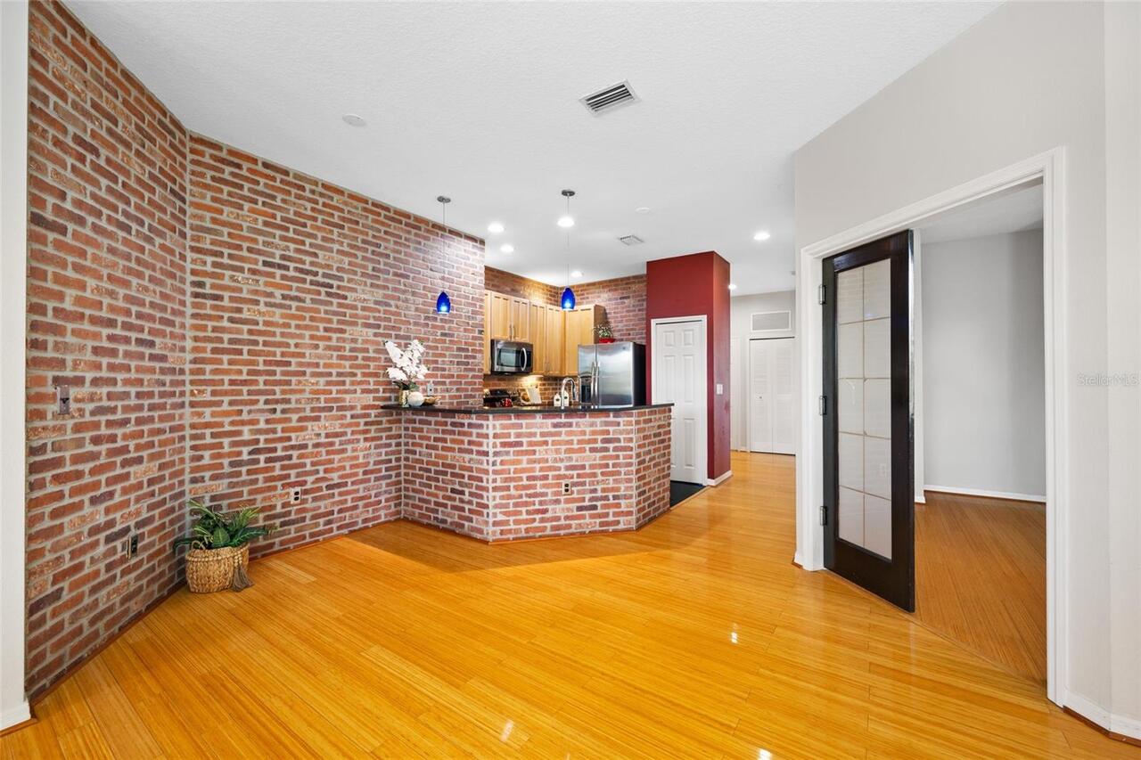 Listing Photo 24