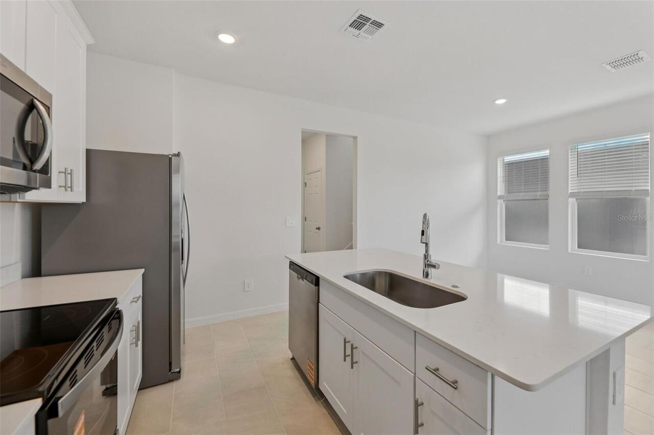 Listing Photo 14