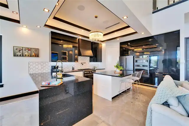 Listing Photo 22