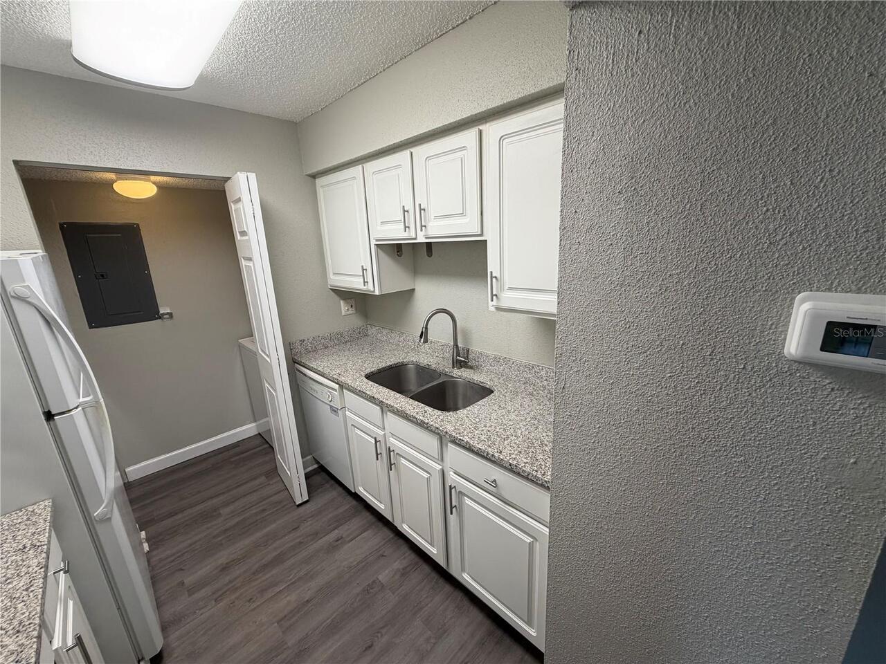 Listing Photo 6
