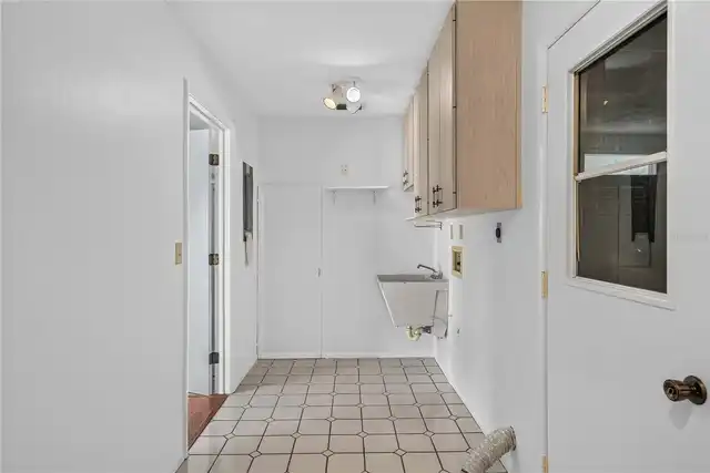 Listing Photo 32