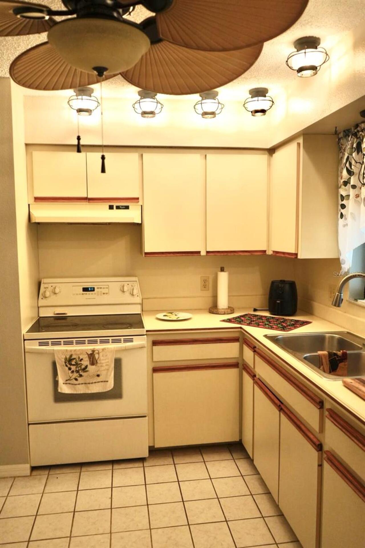 Listing Photo 13