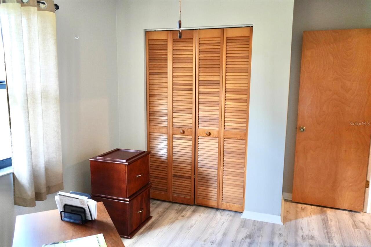 Listing Photo 17