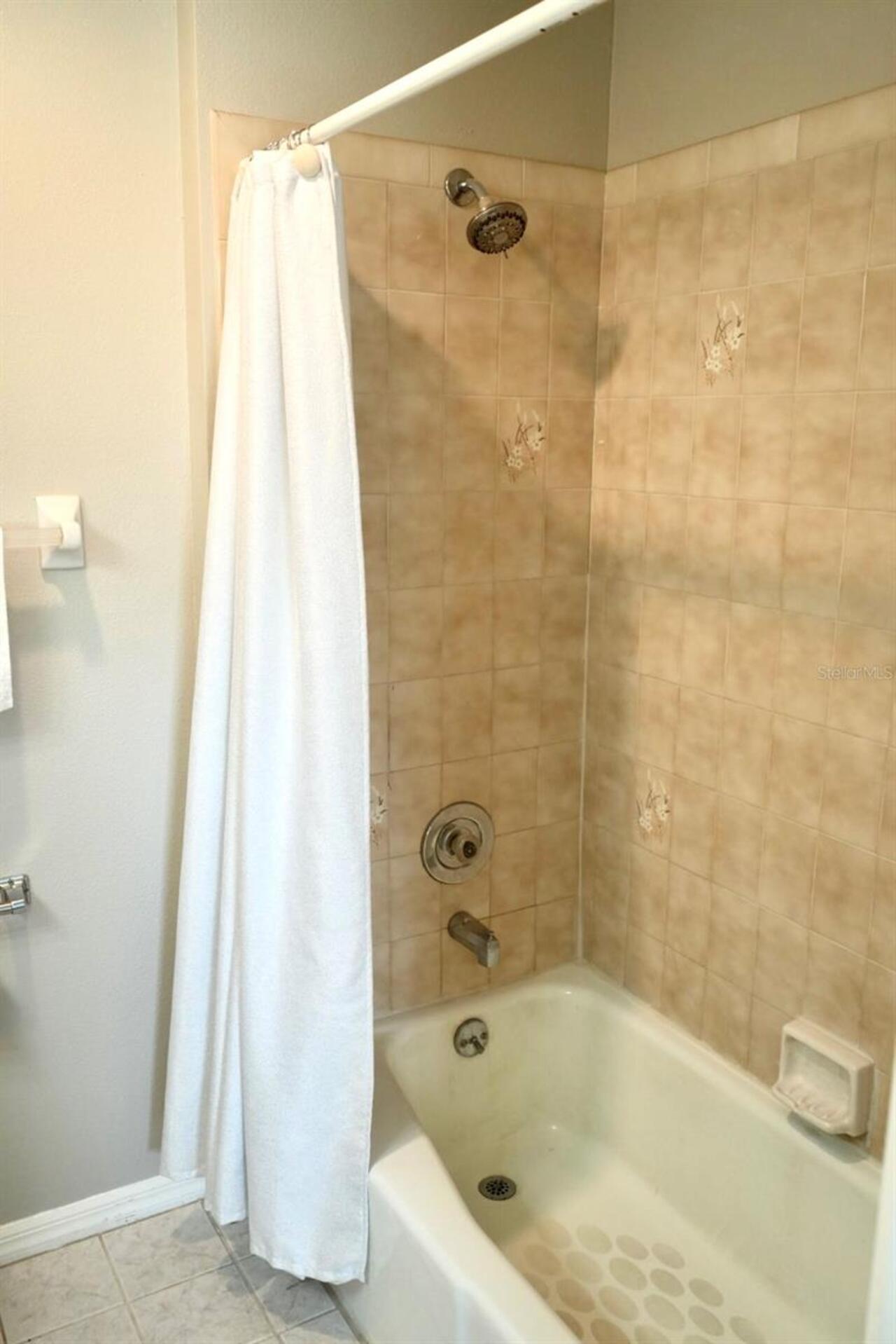 Listing Photo 28