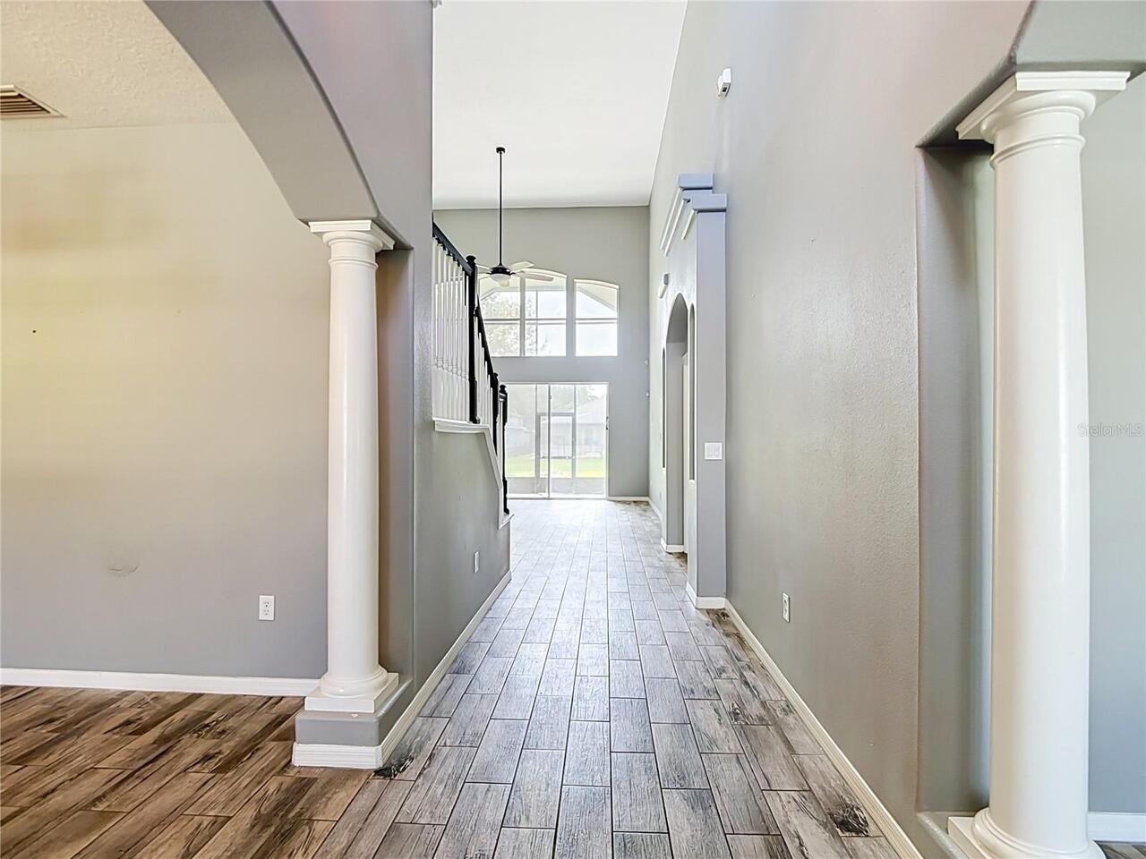 Listing Photo 11