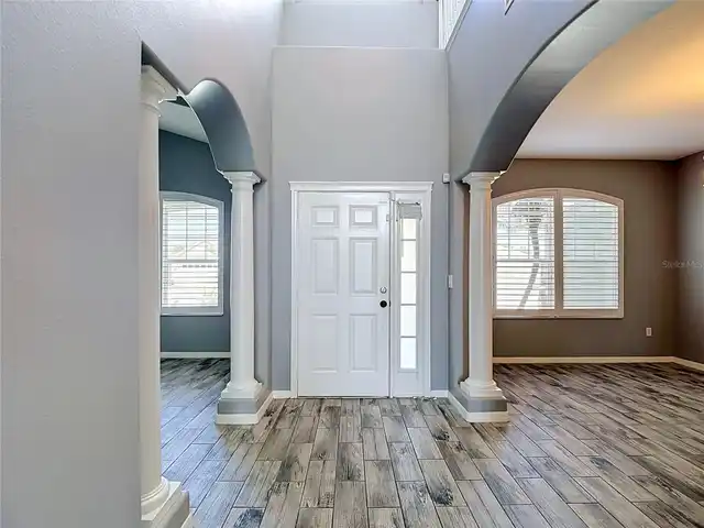 Listing Photo 10