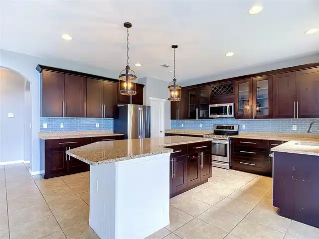 Listing Photo 28