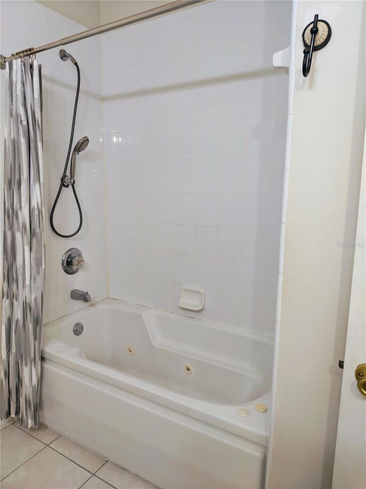 Listing Photo 19