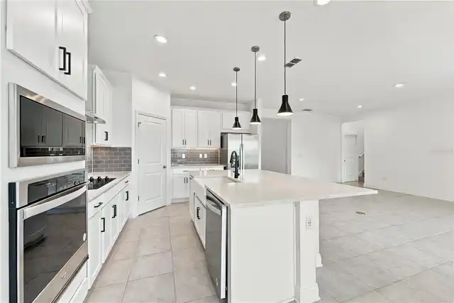 Listing Photo 14