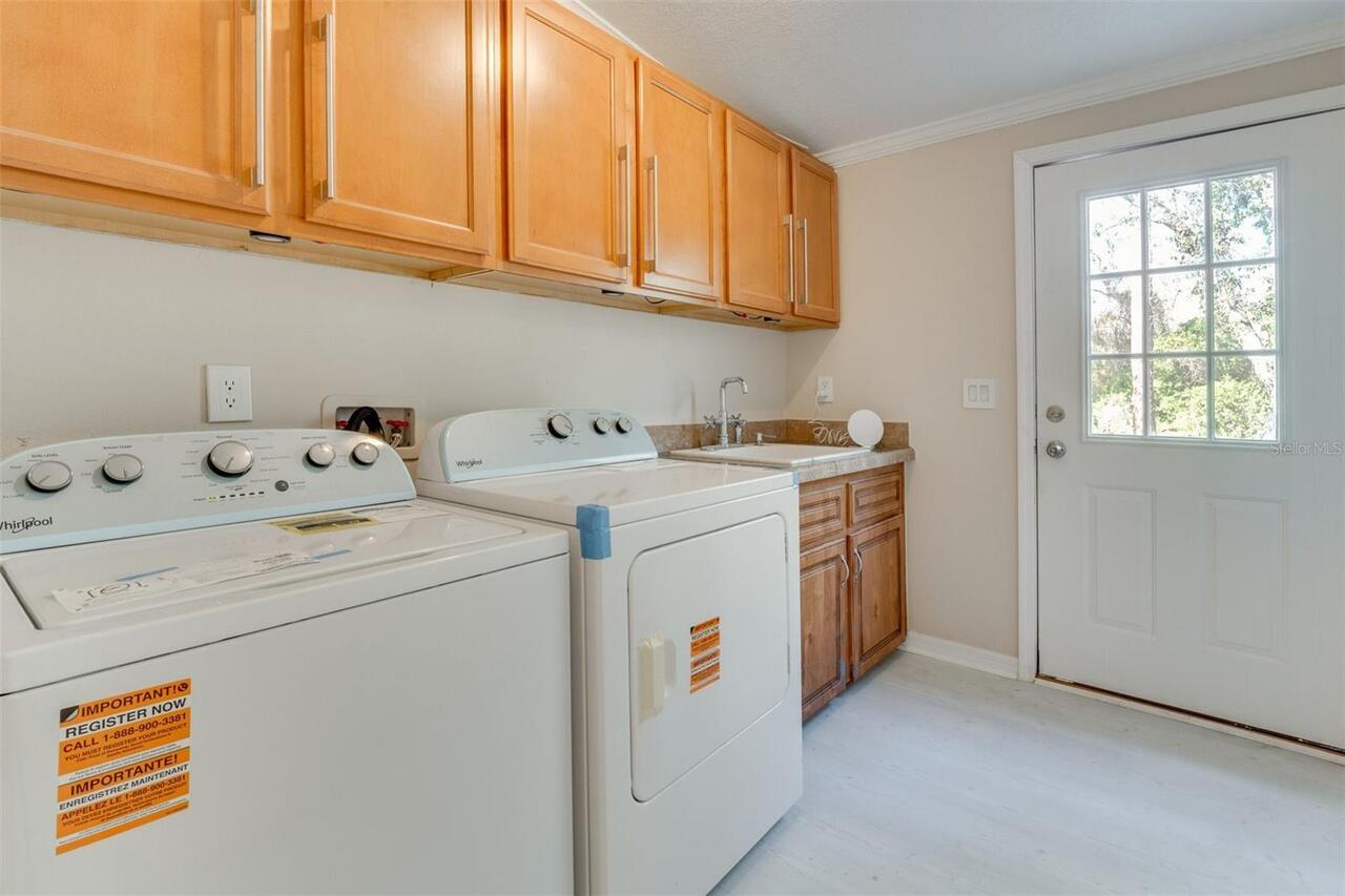 Listing Photo 17