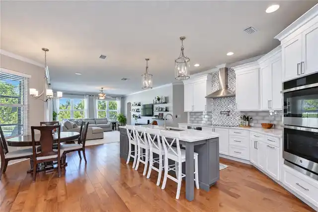 Listing Photo 16