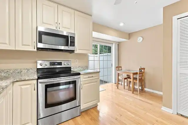 Listing Photo 15