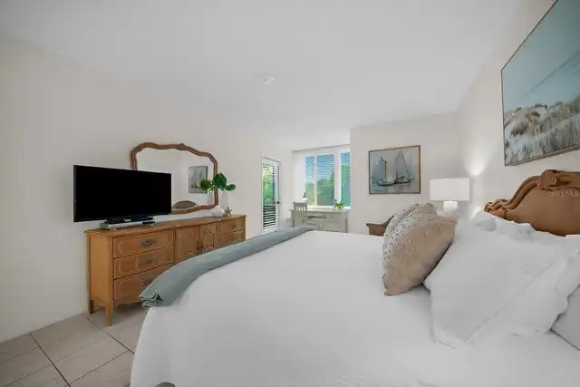 Listing Photo 18
