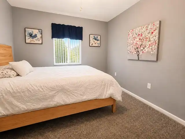 Listing Photo 17