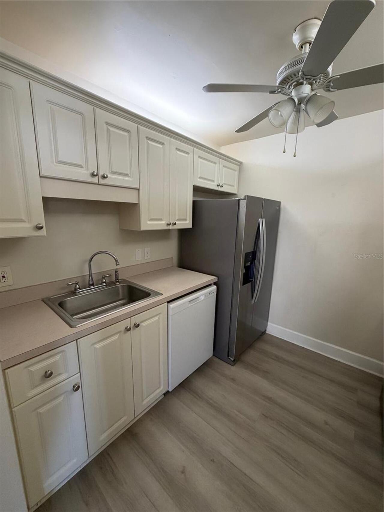 Listing Photo 6