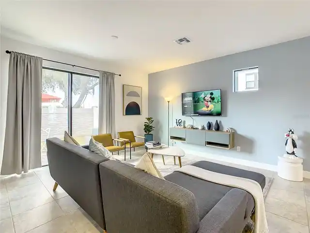 Listing Photo 16