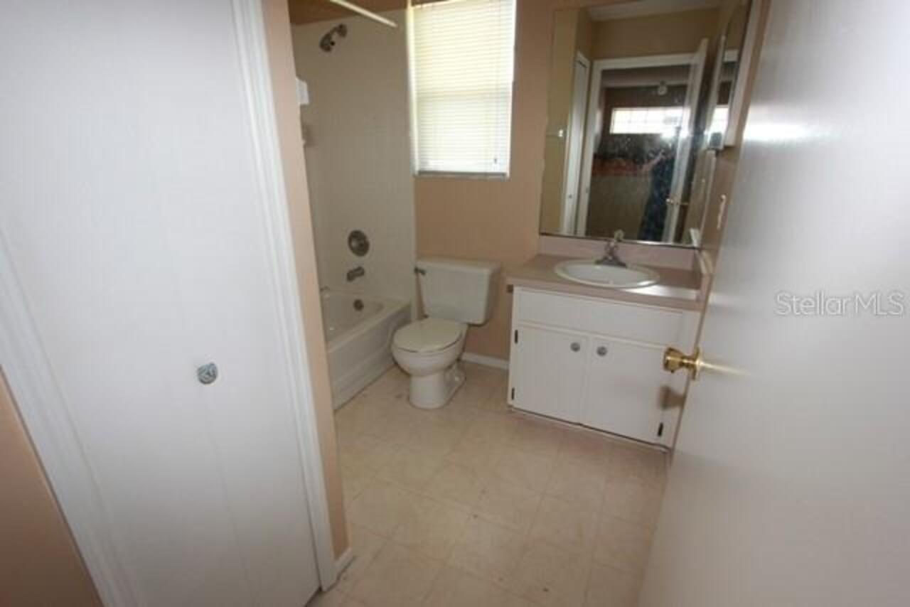 Listing Photo 10