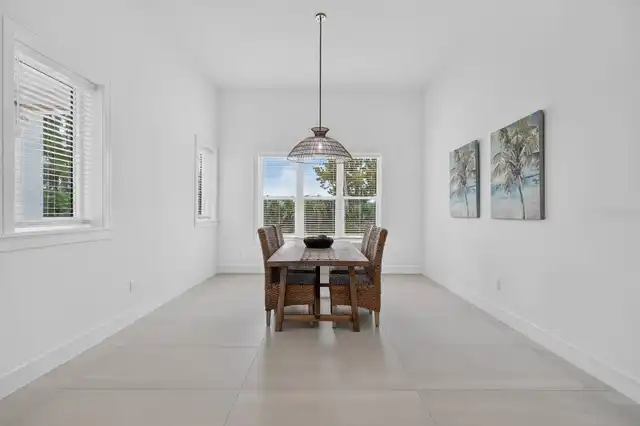 Listing Photo 28