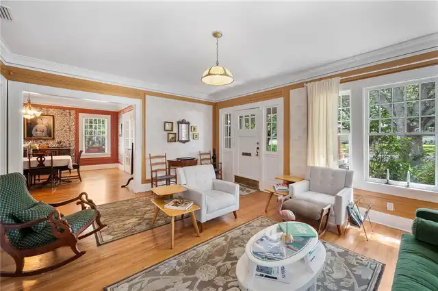 Listing Photo 8