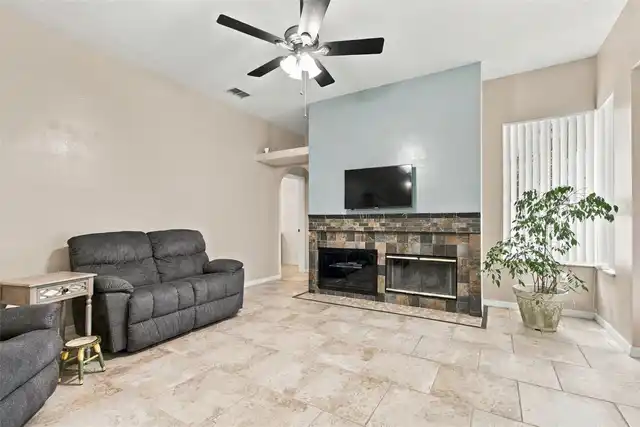 Listing Photo 26