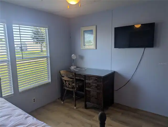 Listing Photo 18