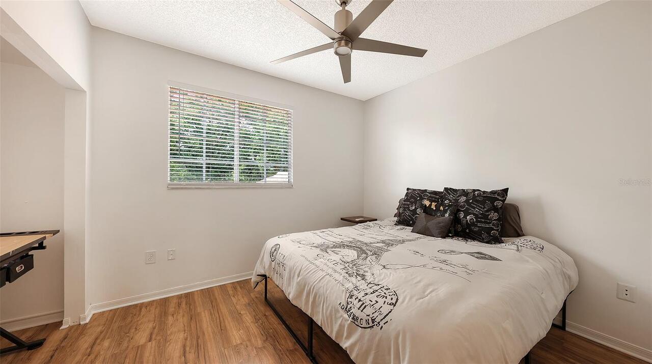 Listing Photo 23