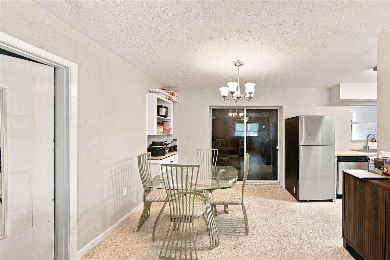 Listing Photo 11