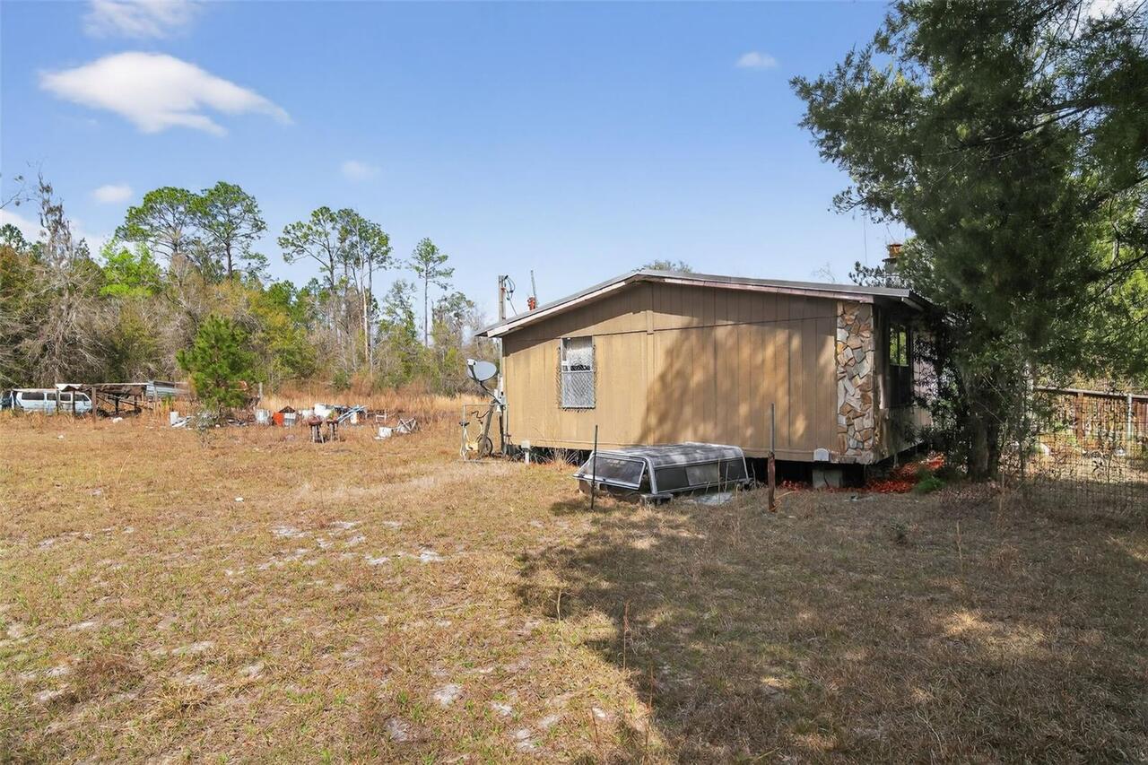 Listing Photo 10