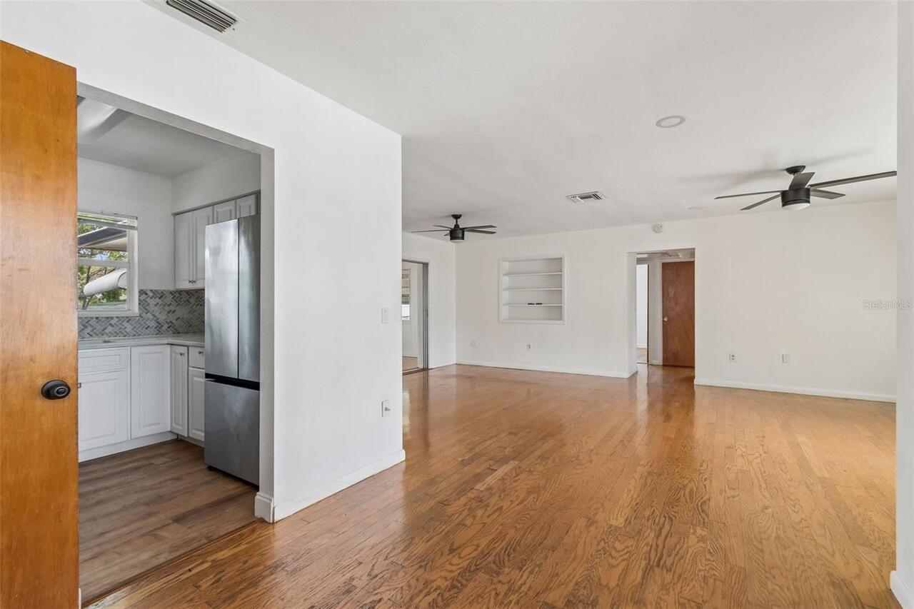 Listing Photo 15