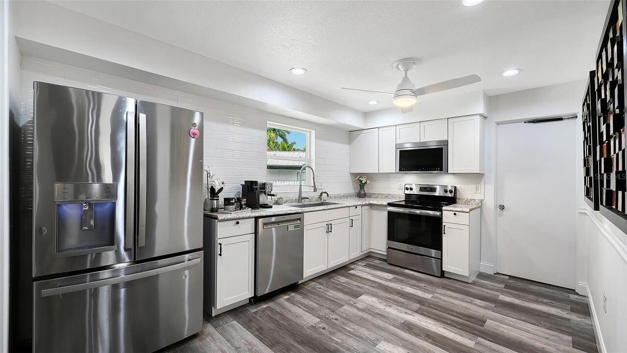 Listing Photo 15