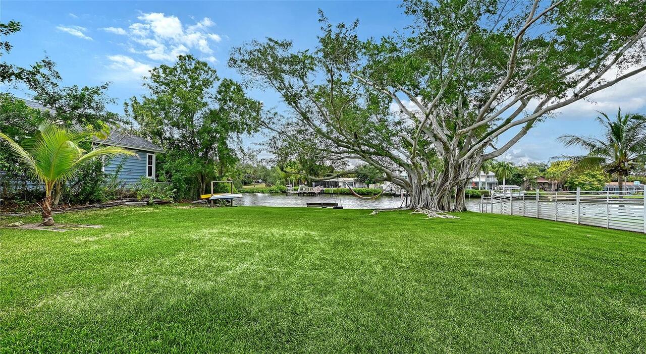 Listing Photo 33