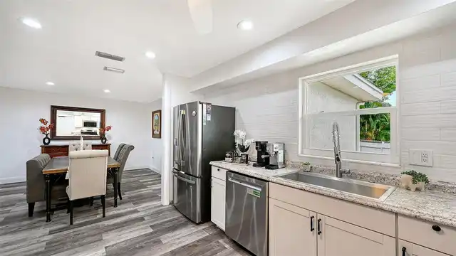 Listing Photo 17