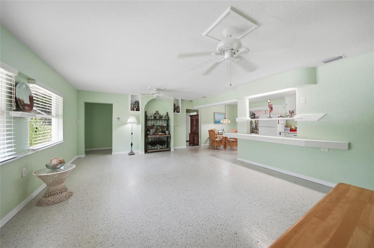 Listing Photo 7