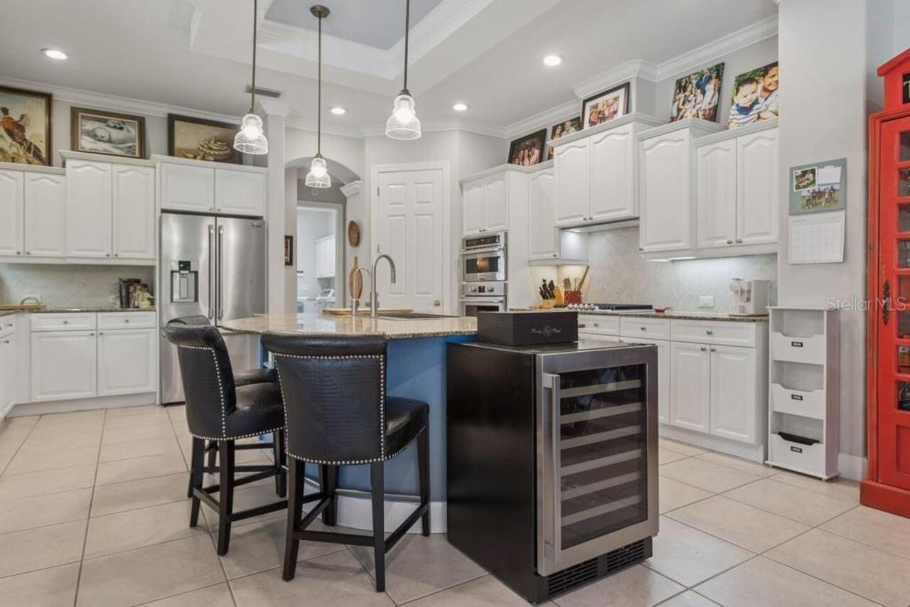 Listing Photo 12