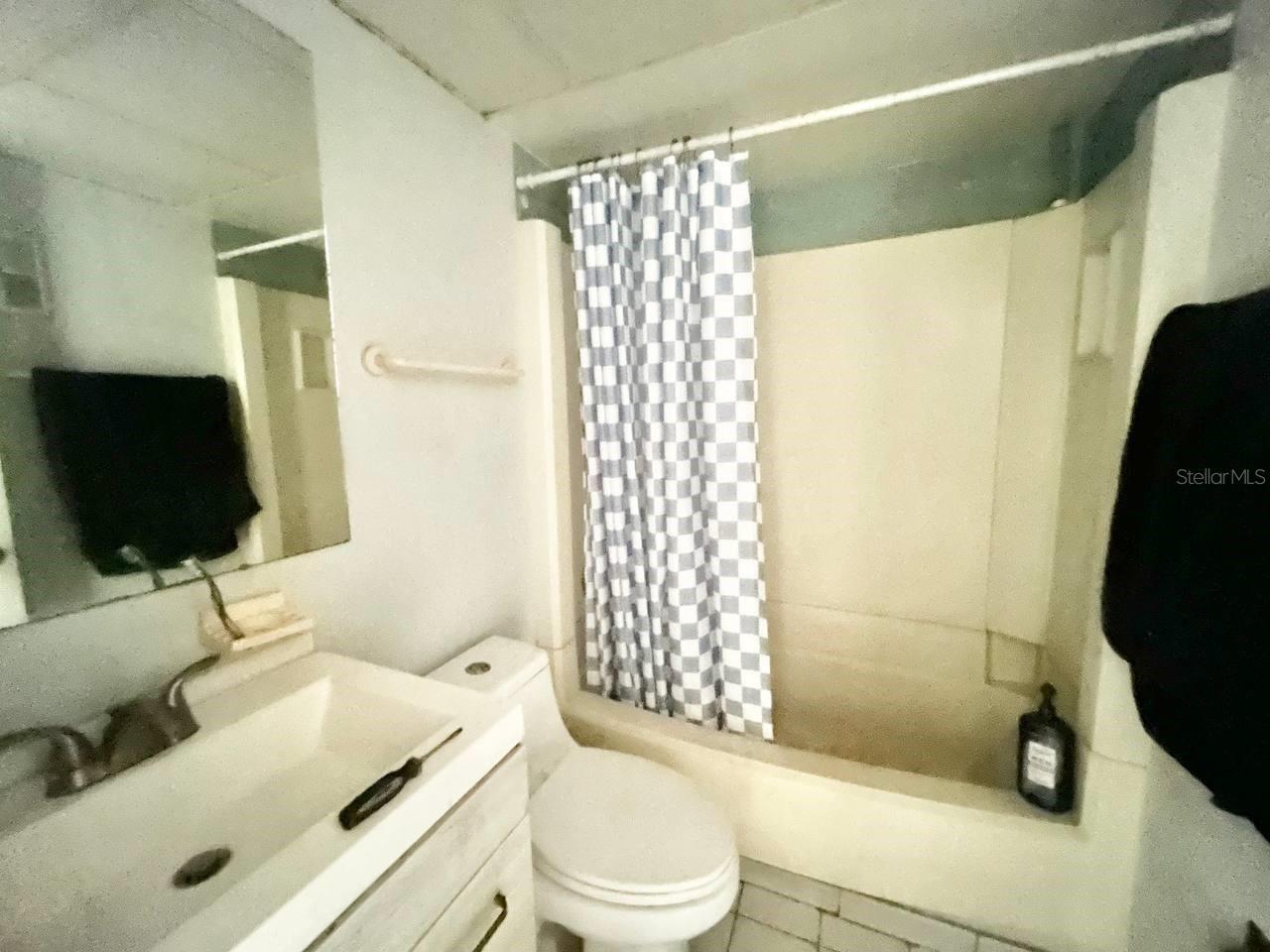 Listing Photo 11