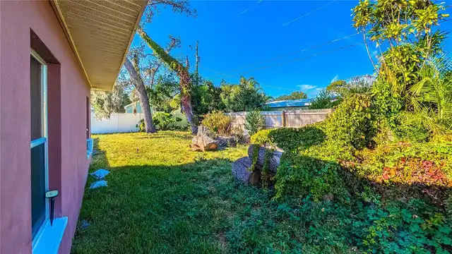 Listing Photo 23