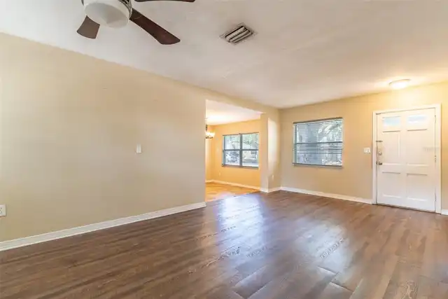 Listing Photo 7
