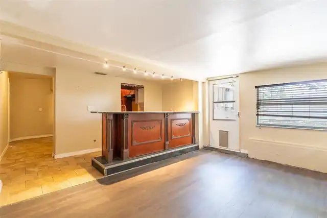 Listing Photo 31