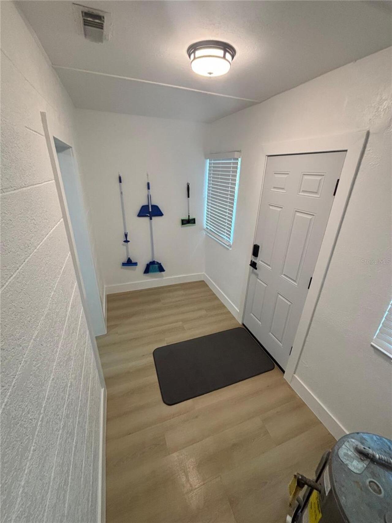 Listing Photo 15