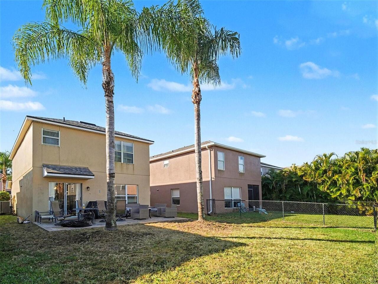 Listing Photo 8