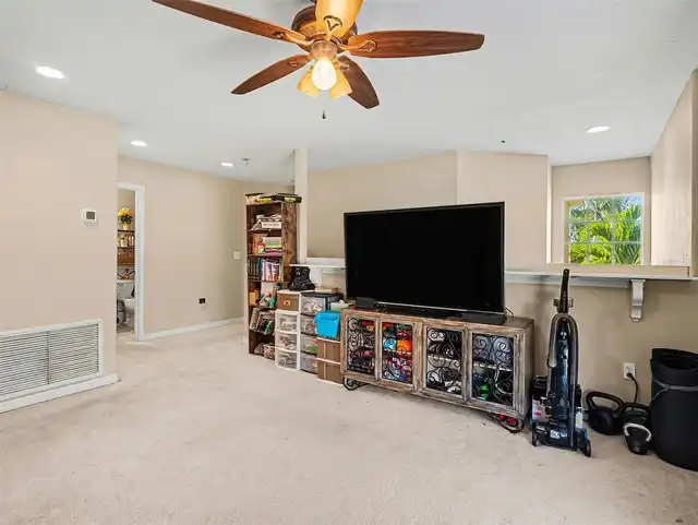 Listing Photo 31