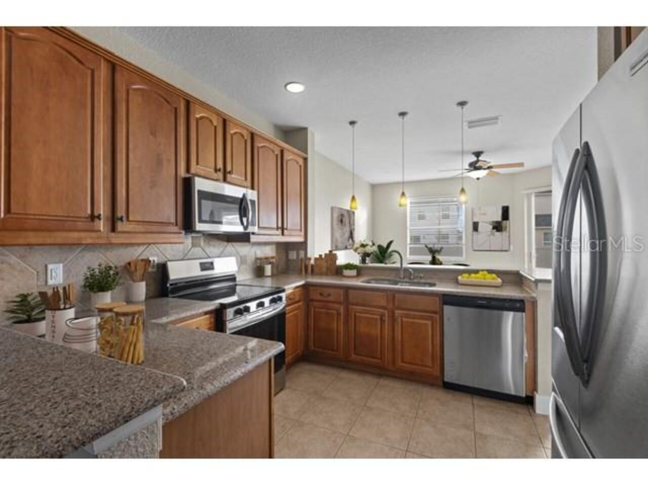 Listing Photo 12