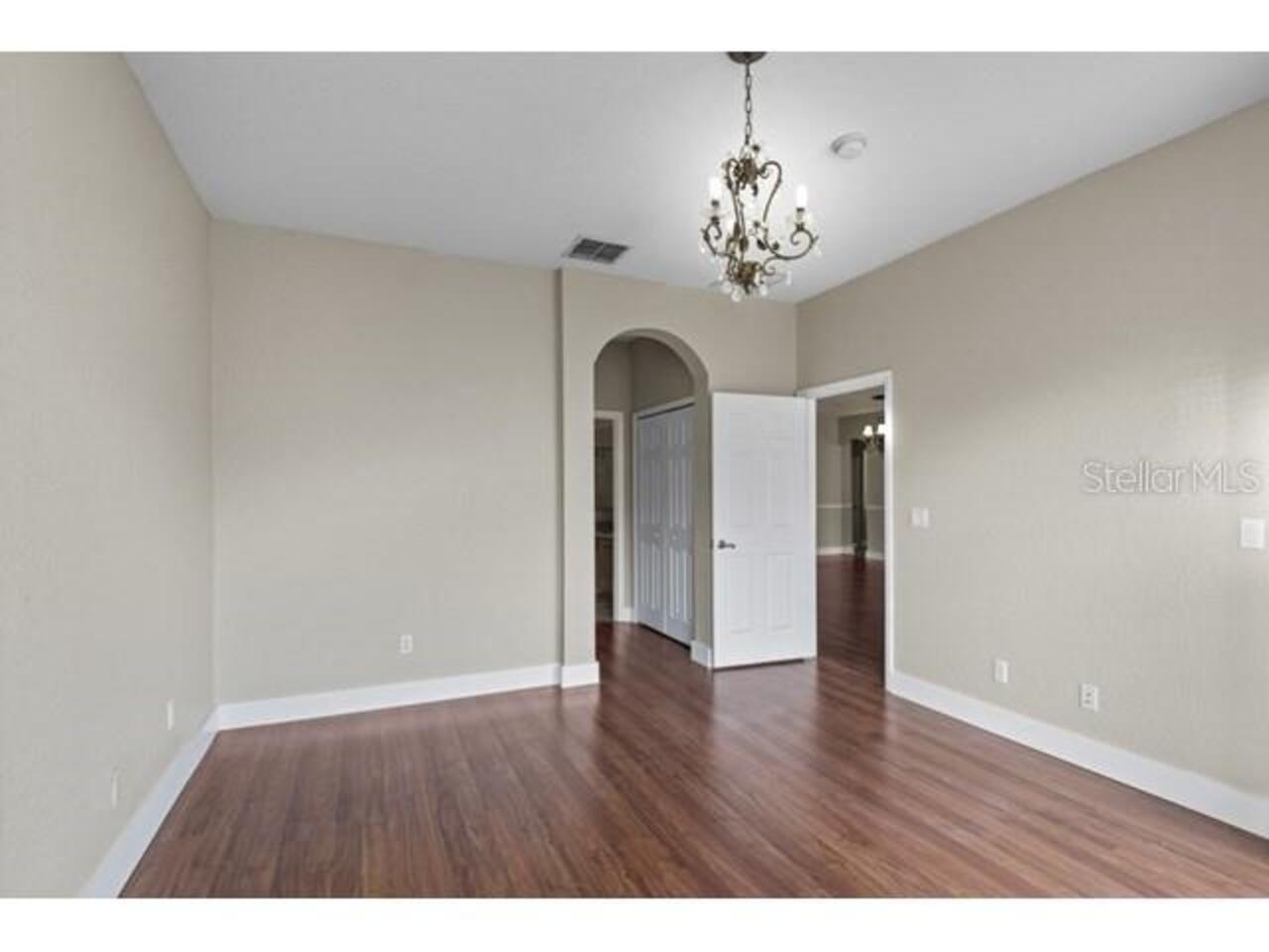 Listing Photo 24